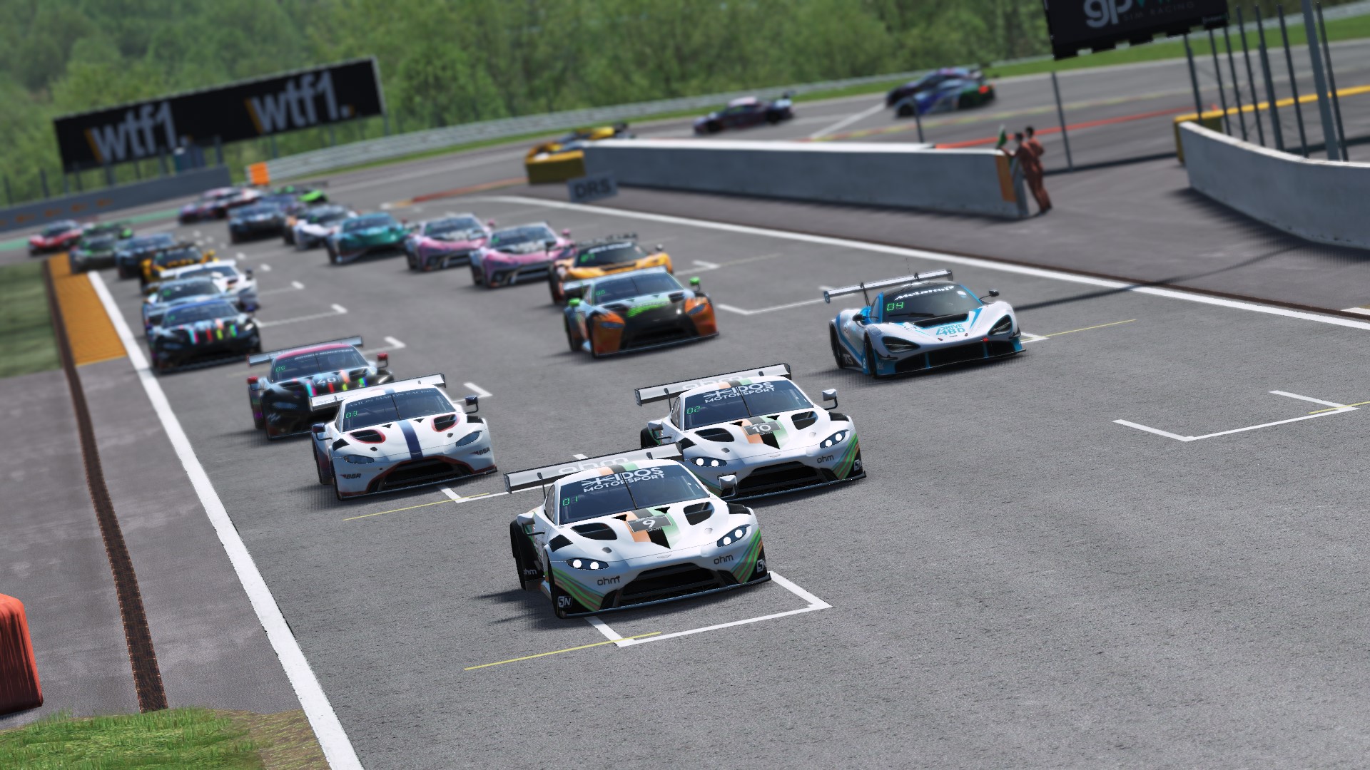 Idos rules in World GT Spa round